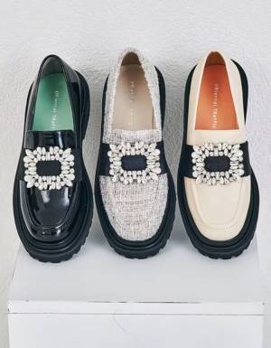 ガーリーに履きこなせる♡【厚底シューズ】