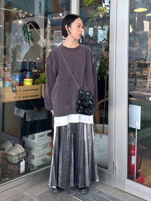 今季注目！ こなれ感のある【メタリックカラー】でおしゃれ女子に♡