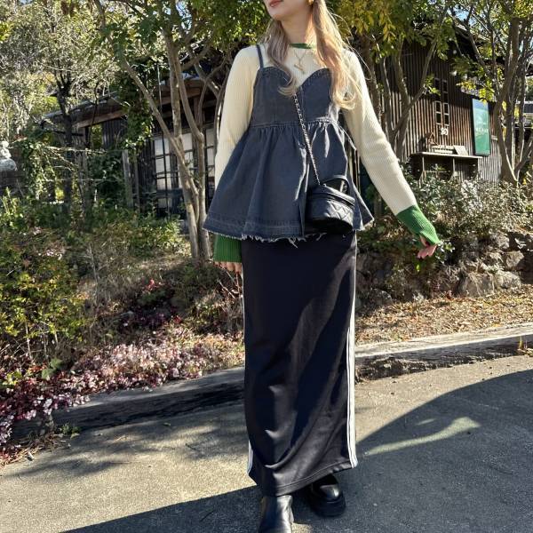 〈おしゃれ要素たっぷり♡♡〉コレ着るだけで垢抜ける【しまむら】の”ビスチェ”がスゴイ…！