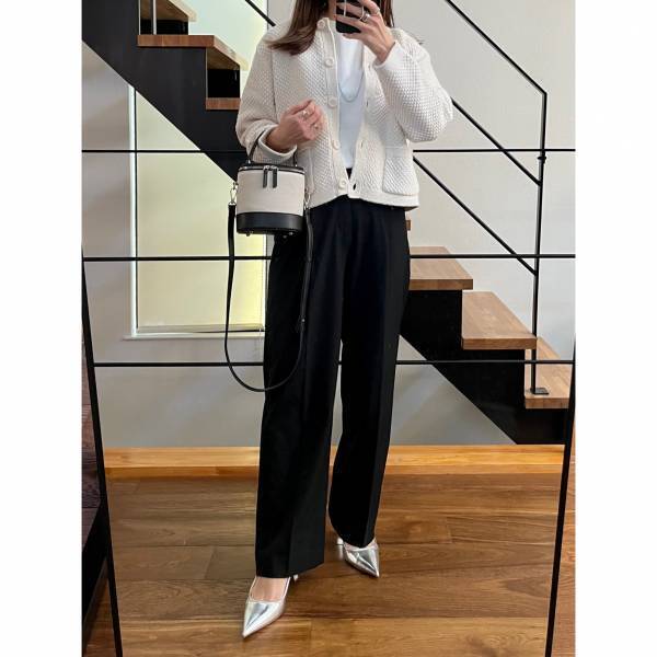 「一年中大活躍」！！【UNIQLO】のサイズ違いでも欲しくなる！”クルーネックＴシャツ”を使った春の着回しコーデ3選♡