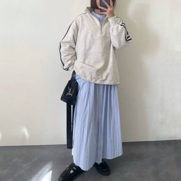 2000円以下で「トレンド」押さえる！！【しまむら】の色味が可愛い”ハーフジップトップス”が春コーデに大活躍