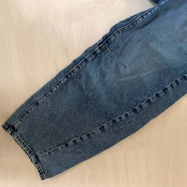 《神シルエット♡》「ボーダー」や「デニム」との相性抜群！【GU】”バレルレッグジーンズ”がこの春大活躍の予感！！