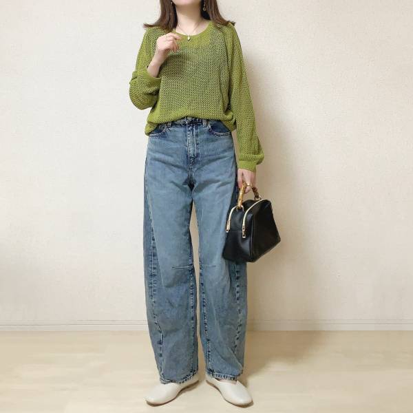 《神シルエット♡》「ボーダー」や「デニム」との相性抜群！【GU】”バレルレッグジーンズ”がこの春大活躍の予感！！