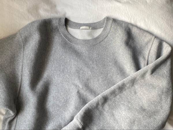 《もう着た？》「色違い」で揃えるのもおすすめ♡【GU】の神”スウェット”「高見えする生地感！」