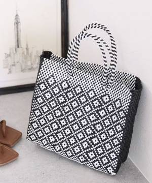 カジュアルなのに大人っぽ！おすすめ【カゴバッグ】