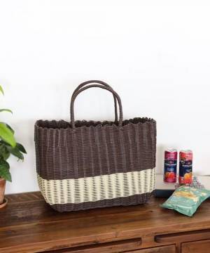 カジュアルなのに大人っぽ！おすすめ【カゴバッグ】