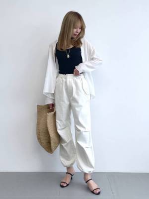 【カーゴ × デニム】って最高♡ 万能パンツで「最旬カジュアルコーデ」