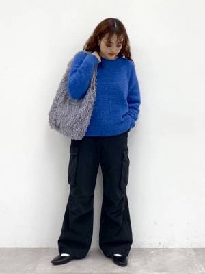 【カーゴ × デニム】って最高♡ 万能パンツで「最旬カジュアルコーデ」