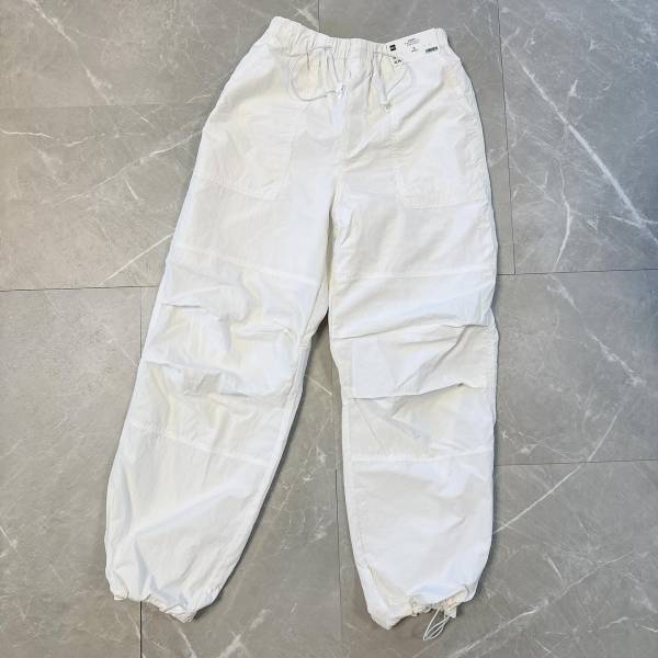 カジュアル可愛いを叶える♡ 【GU】今季持っておきたい「テックボトムス」って？