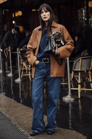 カジュアル素材なのに上品、が新鮮！ 「デニム」のトレンドスタイル５選【ストリートスナップ】