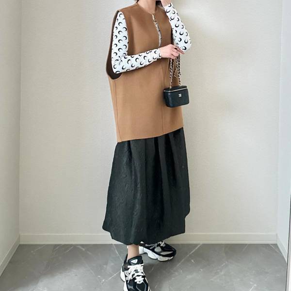 「高見えすぎ」でデザインに「一目惚れ」♡【ZARA】今っぽさが可愛い”激推しスカート”が素敵すぎる