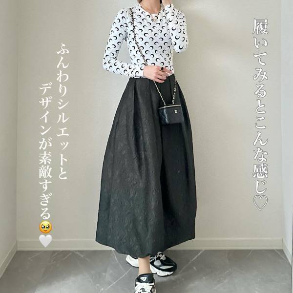 「高見えすぎ」でデザインに「一目惚れ」♡【ZARA】今っぽさが可愛い”激推しスカート”が素敵すぎる