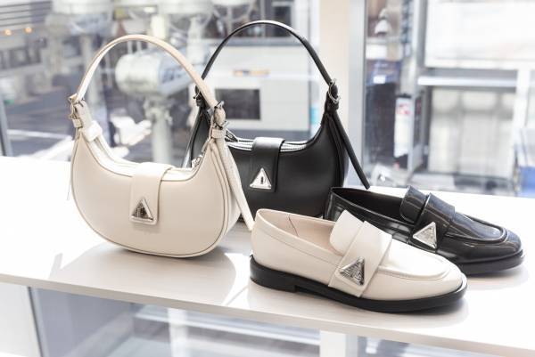 【CHARLES & KEITH】渋谷店がオープン！国内最大級の店舗で人気のアイテムは？
