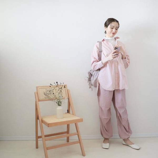 一気に春っぽく♡【ユニクロ】プチプラで真似しやすい！「きれい色コーデ」