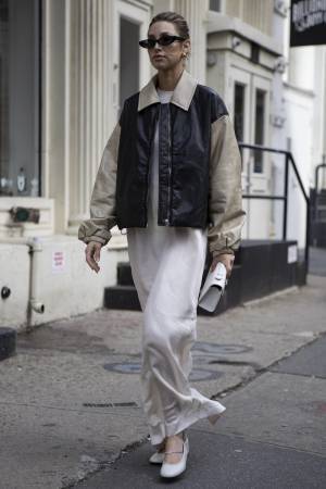 春の軽アウターにぴったりな「ブルゾン」の旬ルック５選【ストリートスナップ】