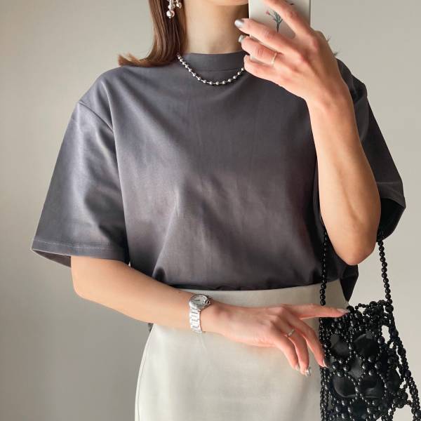 《結局コレが使える！》「イロチ買い必須」春夏に大活躍する【GU】の”ドライワイドT”♡