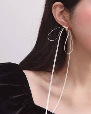 すぐに取り入れたいッ！ コーデに甘さをプラス♡【リボンアクセ】