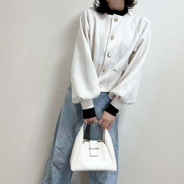 しまパト大成功！！【しまむら】『激安なのに万能』って♡「きれいめトップス」