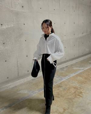 これは「買ってよかった」！「2色まとめ買い」！！【GU】「シーンによって調整できる」”ジップスカート”が気になる！