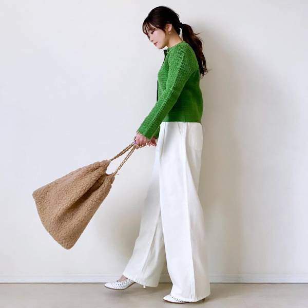 これは買い案件！！【ユニクロ】ユニ女も思わず『色ち買い』♡「ニットジャケット」