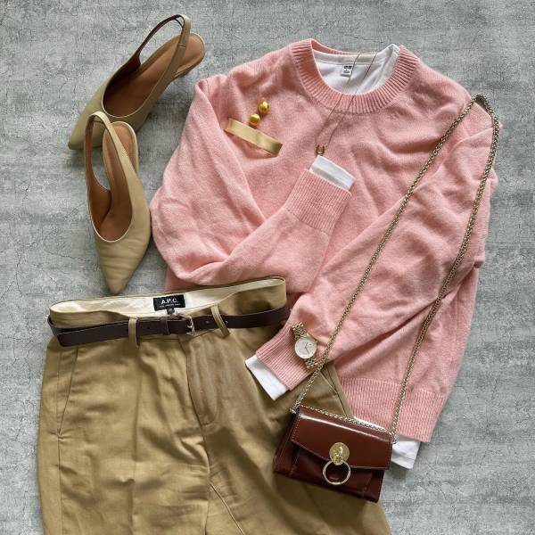 差し色におすすめ♡【ユニクロ】パッと顔が明るくなる！「カラートップス」