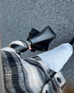 2024春夏コレクション【UNIQLO：C】レザータッチバッグが「マルチに使える」！！