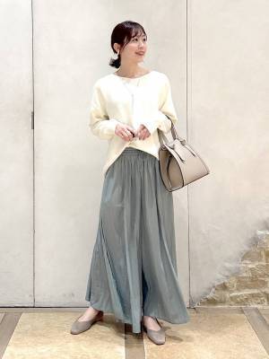 ついに『着太り』解決かも！！【グローバルワーク】種類豊富！「スッキレイシリーズ」って？