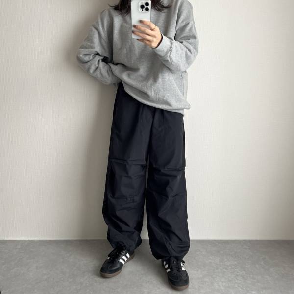 春も流行りの「パラシュートパンツ」「カーゴパンツ」が着たーーい！【ユニクロ・GU】の”トレンドボトムス”を使ったコーデ特集