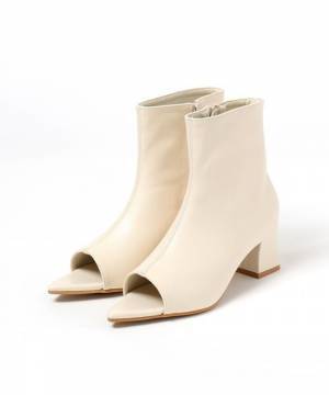 【オープントゥ】で足元から可愛く♡ この春欲しい「今っぽシューズ」って？