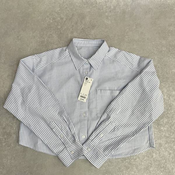 ＜新作！！！＞「高見え」する【GU】の「今年らしい」”オックスフォードショートシャツ”が推せる♡