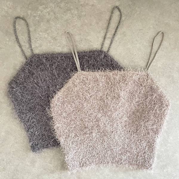 《こんなのイロチ買いしちゃう♡》「絶妙な色味」が可愛すぎる【しまむら】の”フェザービスチェ”を紹介！