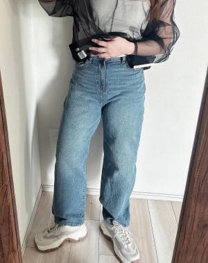 「即完売に納得の可愛さ♡」「色合わせ神ですか？」【しまむら】しまラー歓喜の”ダッドスニーカー”2選