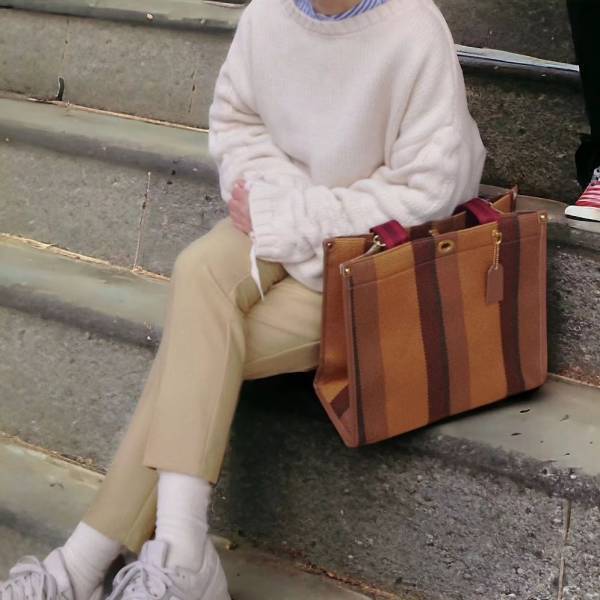 〈こんなに可愛いのあったの？！〉おしゃれさん愛用の【最旬バッグ】って？