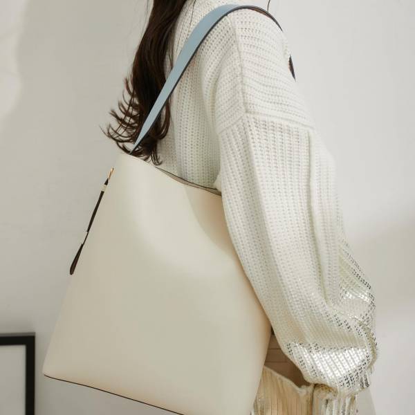 春服に合わせたい♡ 今買いたい【トレンドA4バッグ】って？