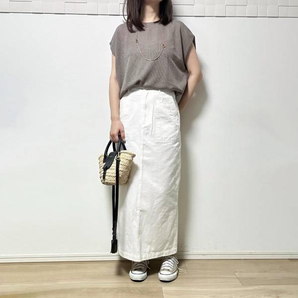 これは「買わないと後悔する」…【GU】見た瞬間「絶対買う」と決めた”高見えトップス”は2000円以下！