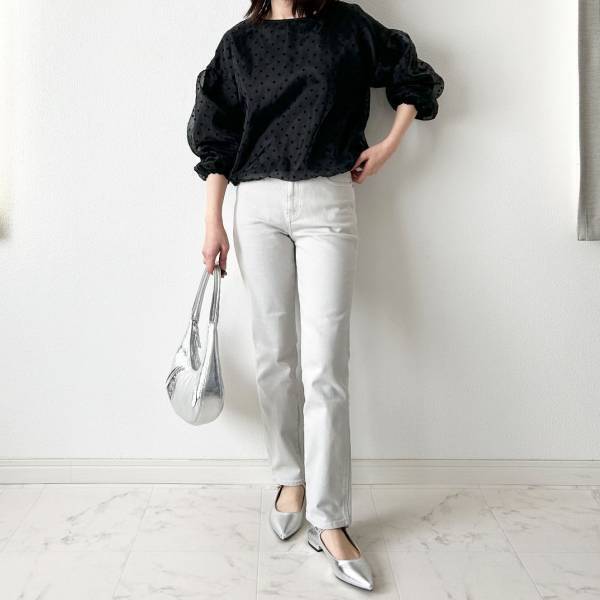 「待望の」「伝説」と絶賛の嵐！！【ユニクロ】「結構な比率で履いちゃってる」”旬ボトムス”4選