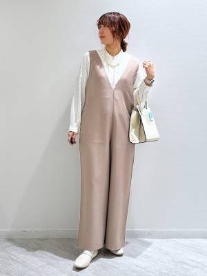 「毎年人気」って!!【グローバルワーク】1枚で美シルエット♡「Vネックサロペ」