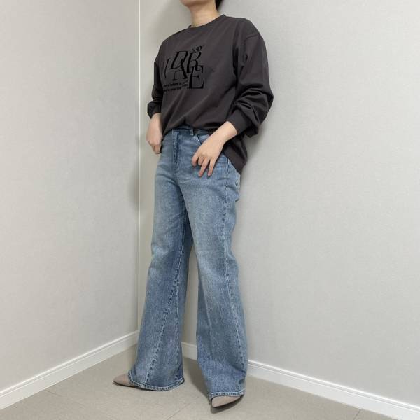 「神シルエット」だし、くびれも爆誕！？【しまむら】で見つけた”トップス”と”ボトムス”を紹介