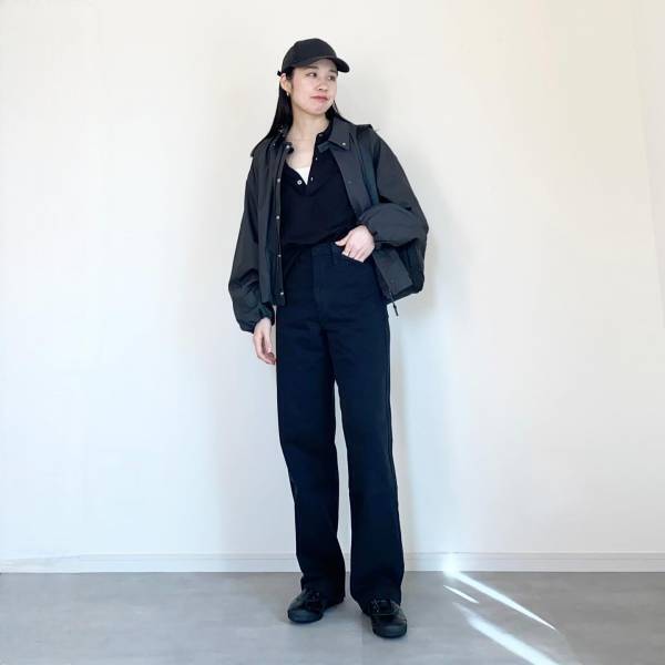 春も『黒』が可愛い！！【ユニクロ】重く見えない♡「お手本モノトーンコーデ」
