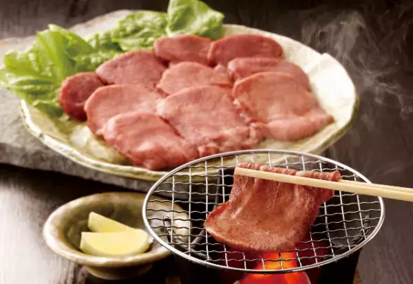 高級焼肉店で…出された”肉”に違和感。客「おかしくないですか？」店長「あのーお客様…」店長の”まさかの行動”に…客「うわあ！？」