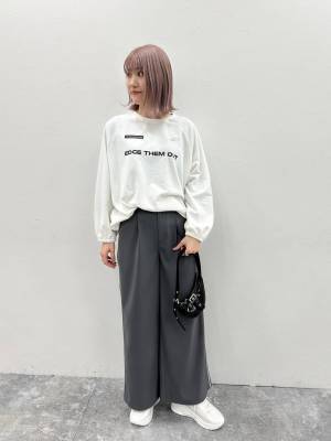 大活躍の予感!!【FOREVER21】ビッグシルエットが可愛い♡「ロゴスウェット」