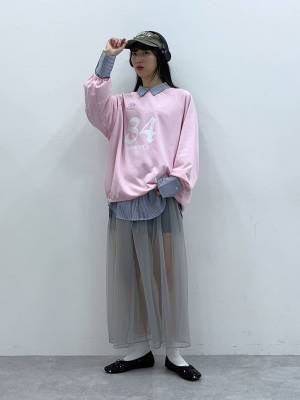 大活躍の予感!!【FOREVER21】ビッグシルエットが可愛い♡「ロゴスウェット」