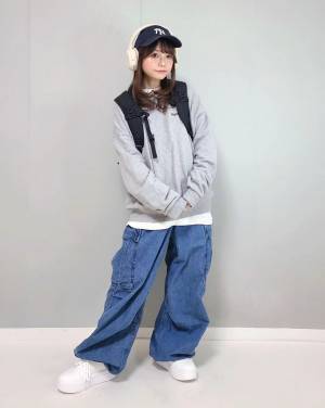 「これ1本あれば」困らない！？【GU】の”デニムスーパーワイドカーゴパンツ”が大活躍間違いなし！