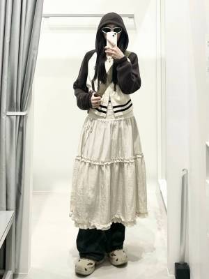 〈オシャレさんは取り入れてる！〉「スカート × パンツ」のレイヤードが旬♡