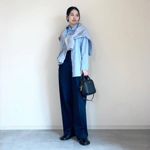 買って損なしかも♡【ユニクロ】この春大活躍！「カラーシャツ」