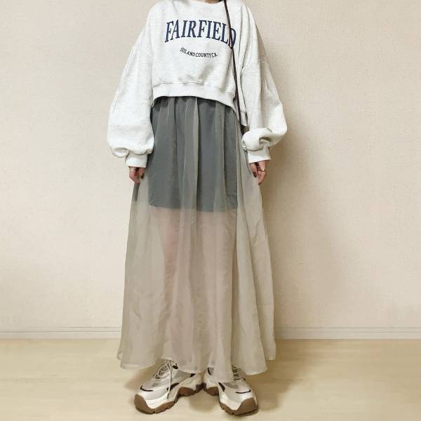 ＜前回は即完売！？＞【しまむら】「スタイルアップ」もできる”ボリュームスニーカー”を紹介