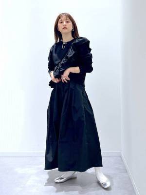 こりゃ、映える予感♡【グローバルワーク】フリルが可愛いッ！「トレンドトップス」