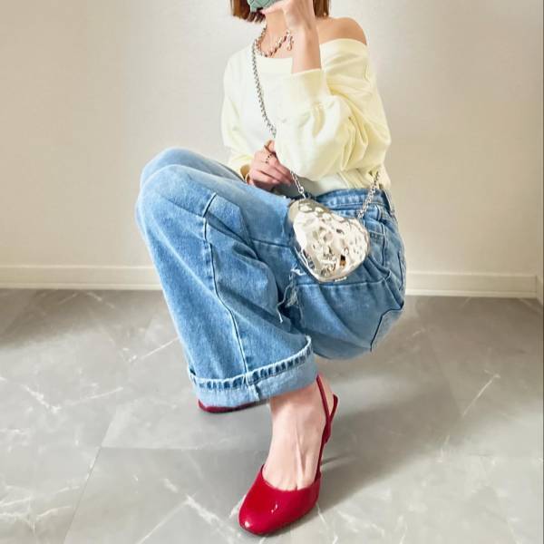 「いまっぽさ全開」でたまらなく可愛い！【ZARA】「コーデのポイント」になる”ハートバッグ”