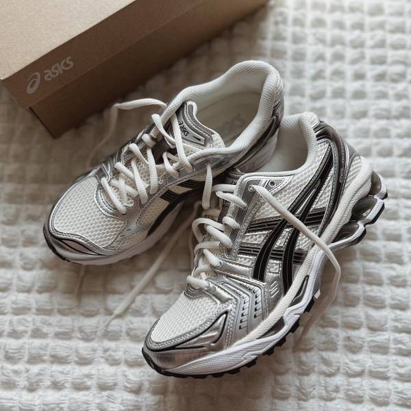 ＜人気沸騰中です♡ ＞ 今季ゲットしたい【注目スニーカー】って？