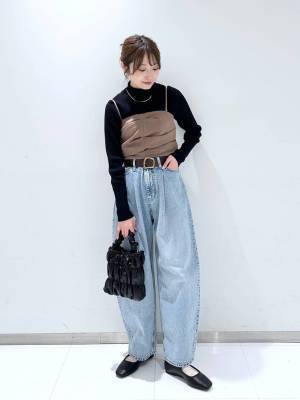 “春デニム”は【カーブデニム】で決まり！ 今すぐ買いたい「おすすめ品」って？